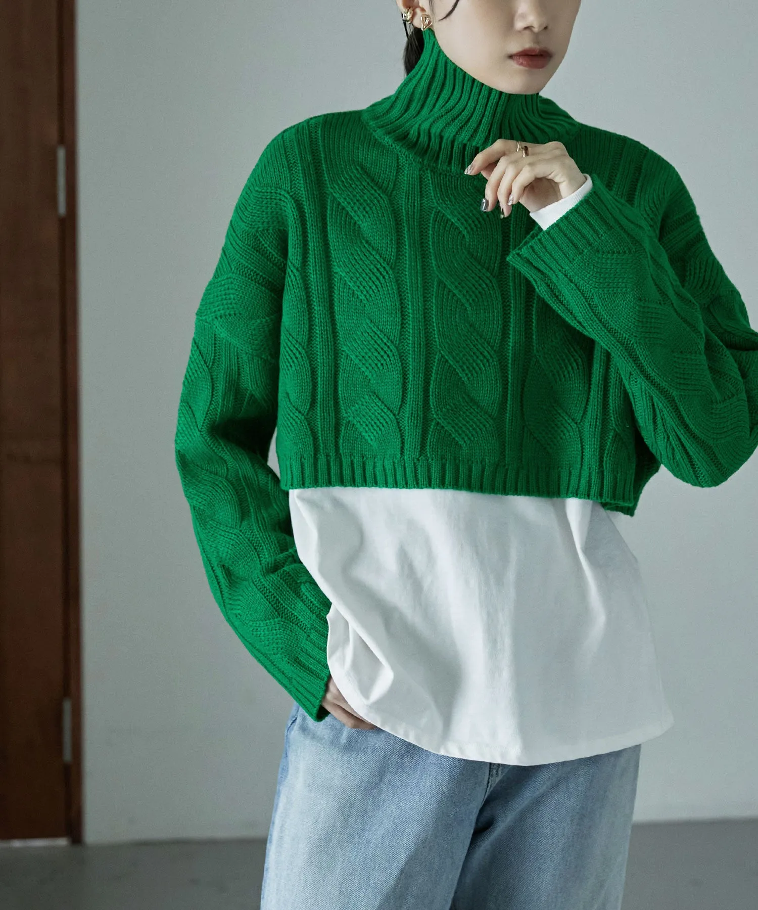 Cable turtle short knit