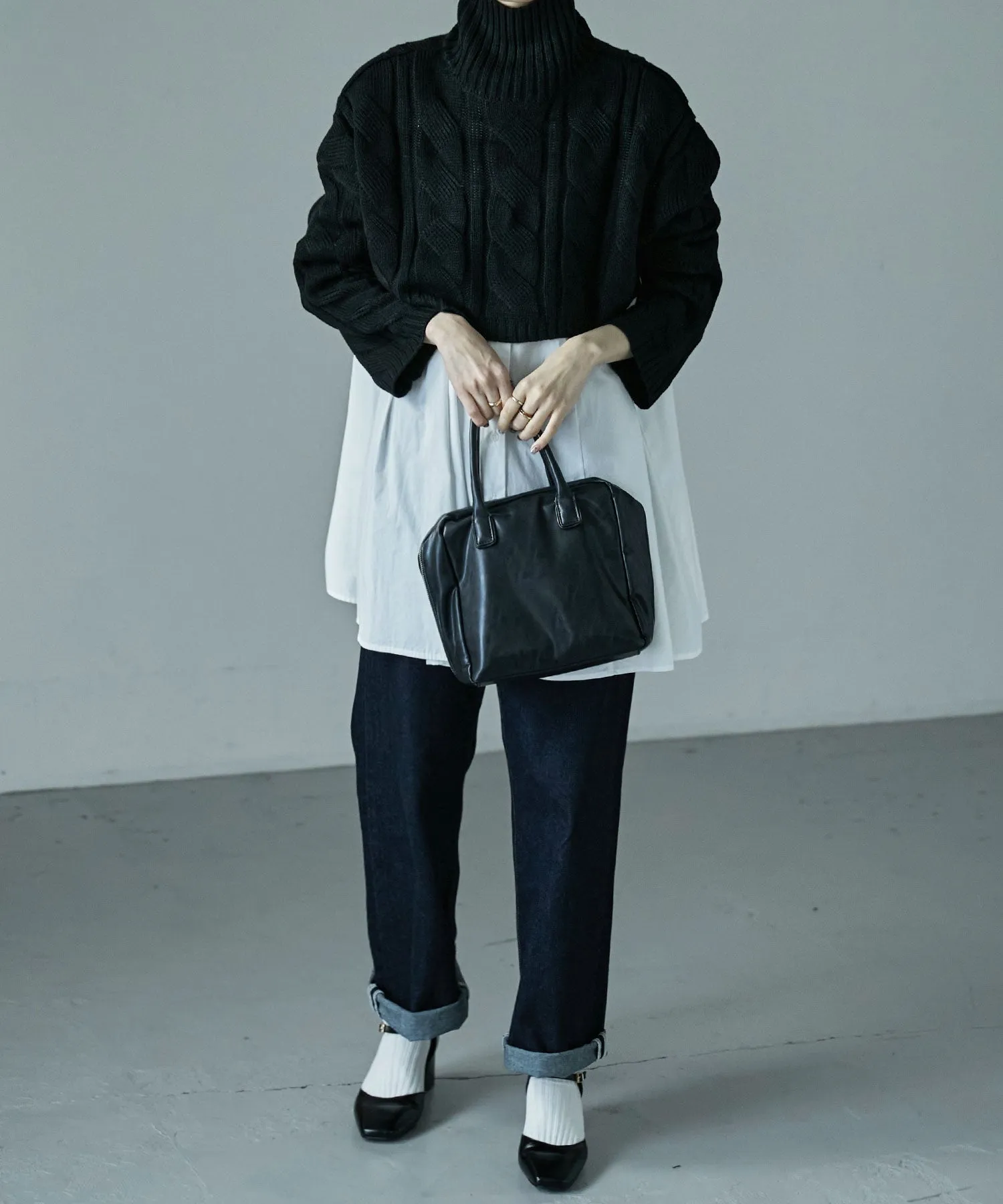 Cable turtle short knit