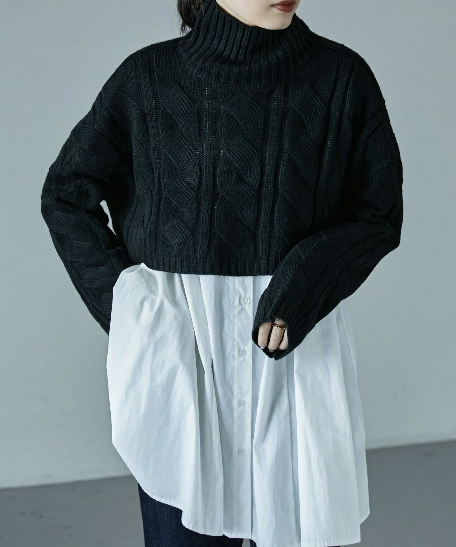 Cable turtle short knit