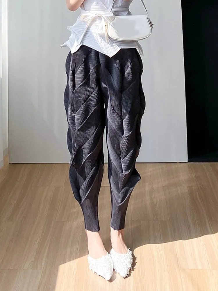 Daffodils In A Pretty String Pants