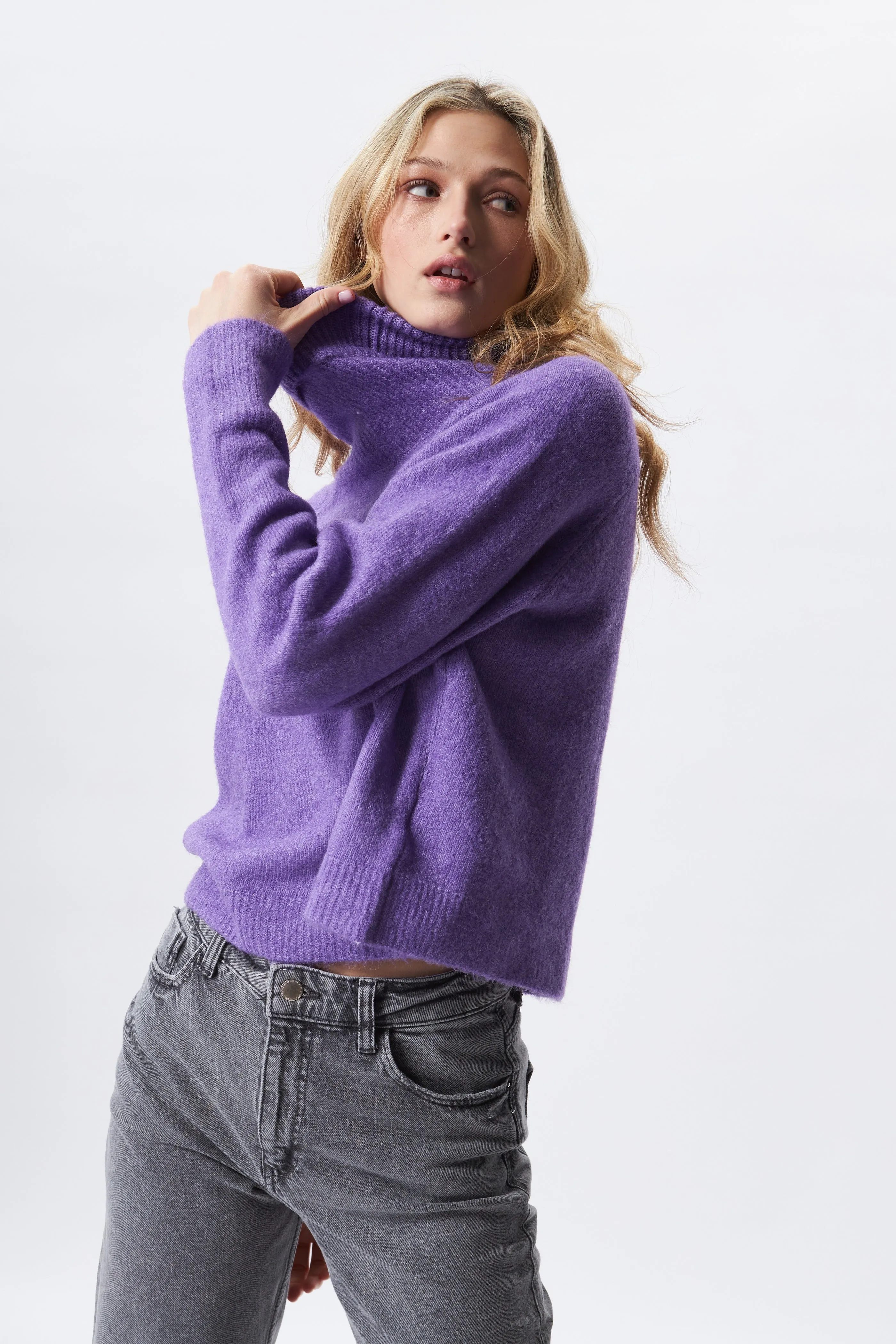 EMMETT SWEATER - ROYAL IRIS