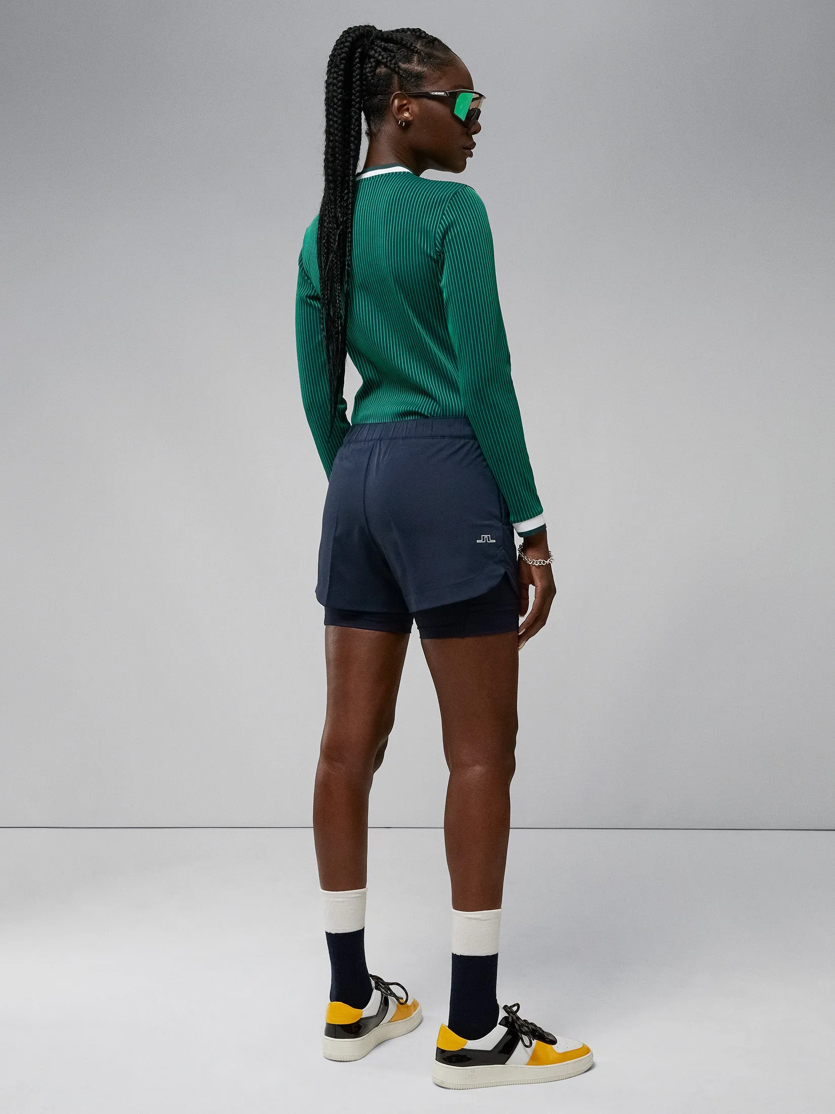 Mila Shorts / JL Navy