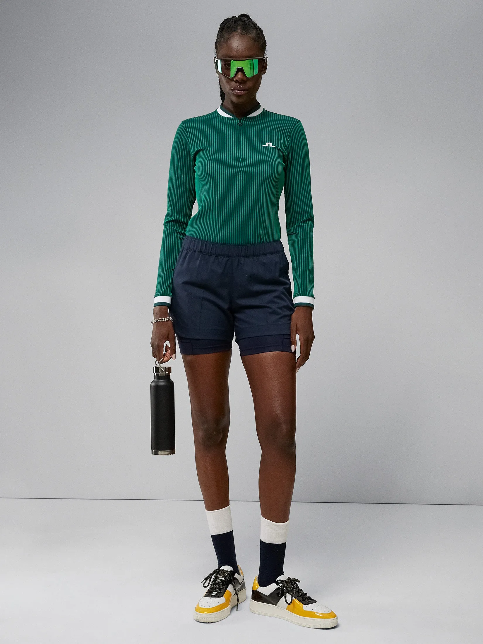 Mila Shorts / JL Navy